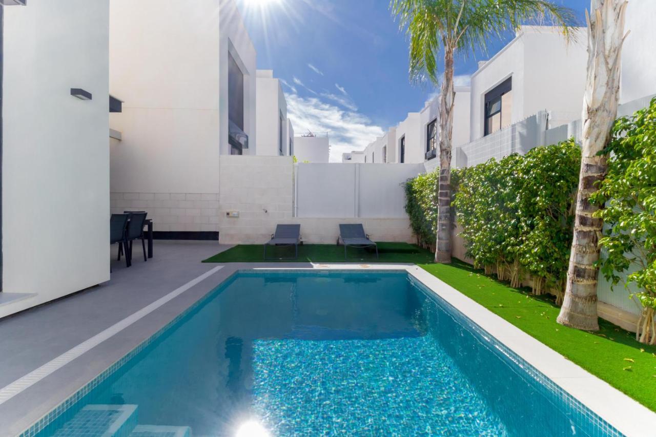High Tech Villa Navia Spanien Orihuela Kültér fotó